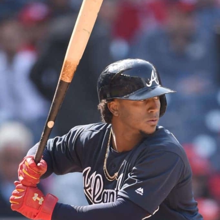 Ozzie Albies Swing Breakdown: STOP With 