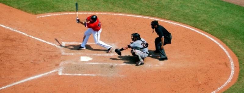Increase Bat Speed: Best Online Hitting Coach Tips For Baseball Swing